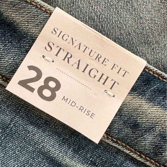 LANE BRYANT Signature Fit Mid Rise Jean Size 28 NEW - Picture 7 of 8